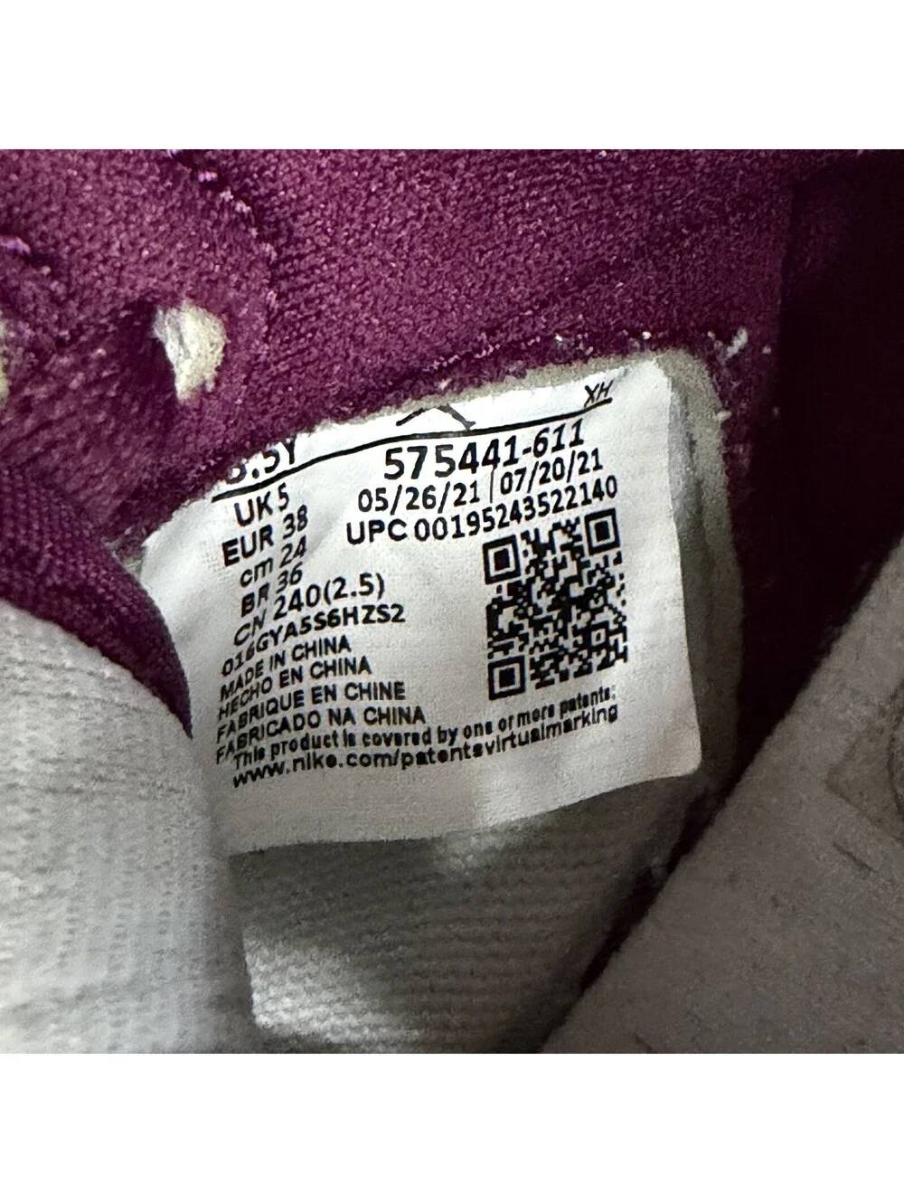 Nike Air Jordan 1 Retro High OG GS Bordeaux Youth Size 5.5Y Sneakers 575441-611